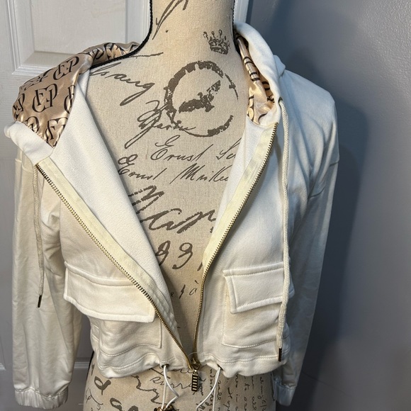 Fashion Cloud Official Cropped Off-White Jacket Medium - Picture 10 of 16